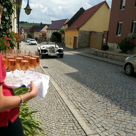 Guest house Gutshof - Doppelzimmer Grossheringen